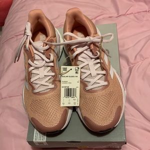 Adidas Solar Glide Woman’s Running Shoes Sneakers Size 8.5 blush pink